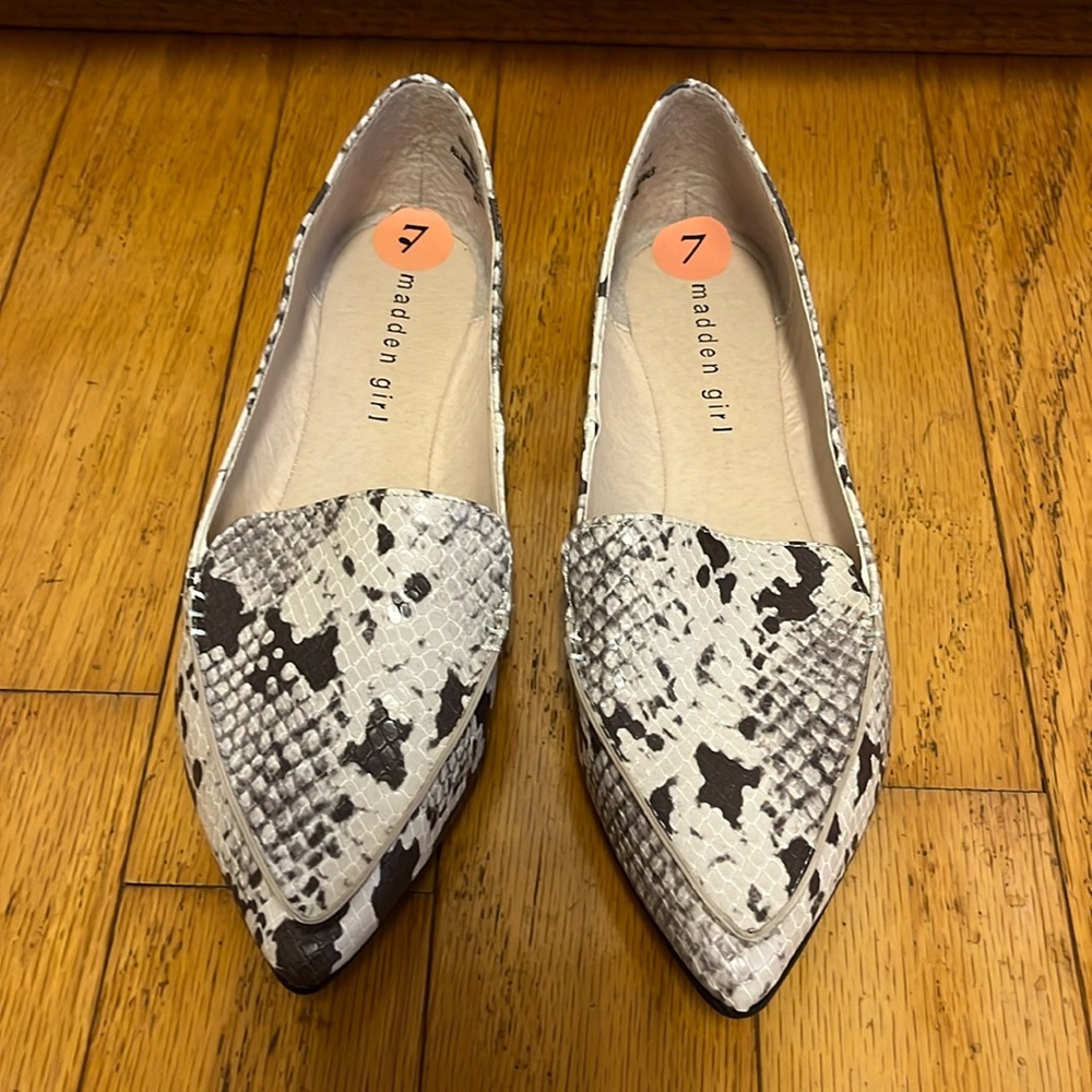 Madden Girl Snakeskin Print Loafer Slip On Flats.  Cream, beige, taupe colors.